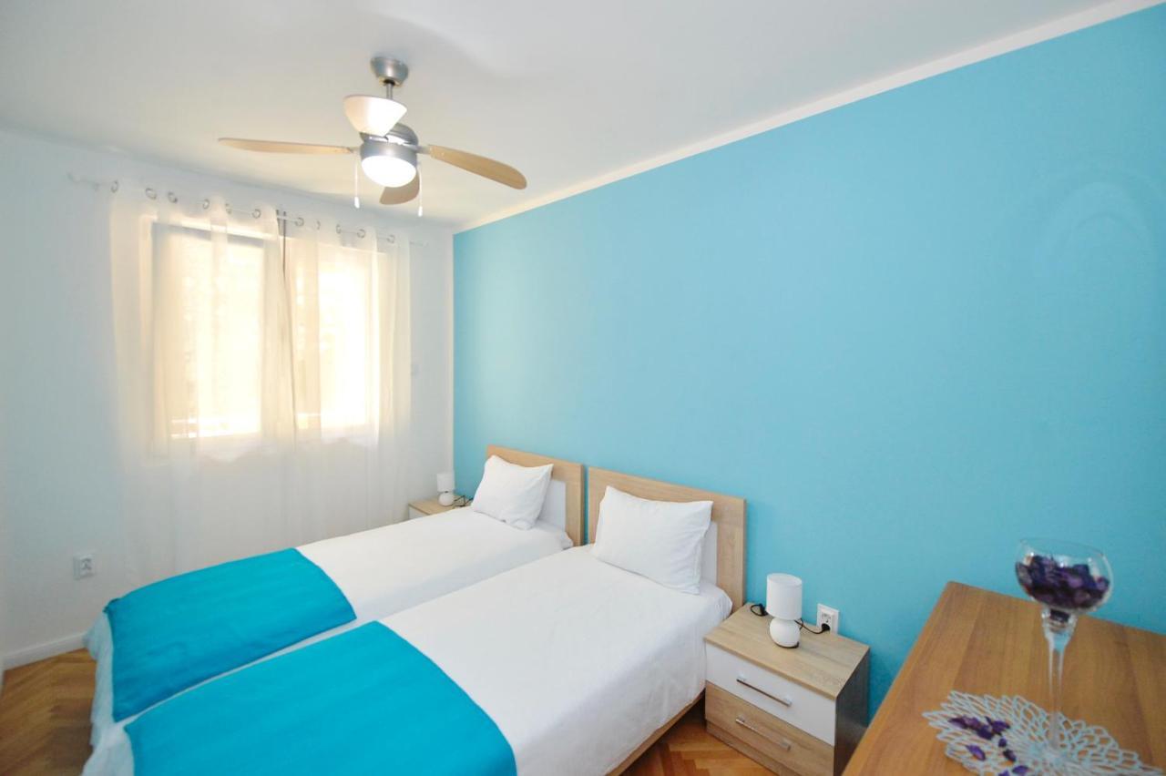 Unico Apartman โกตอร์ ภายนอก รูปภาพ